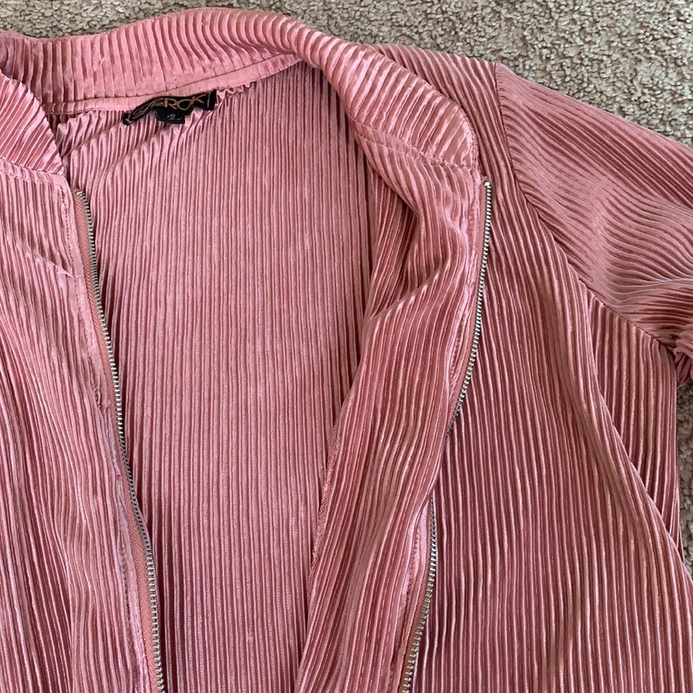LaRok jacket - Picture 5 of 7
